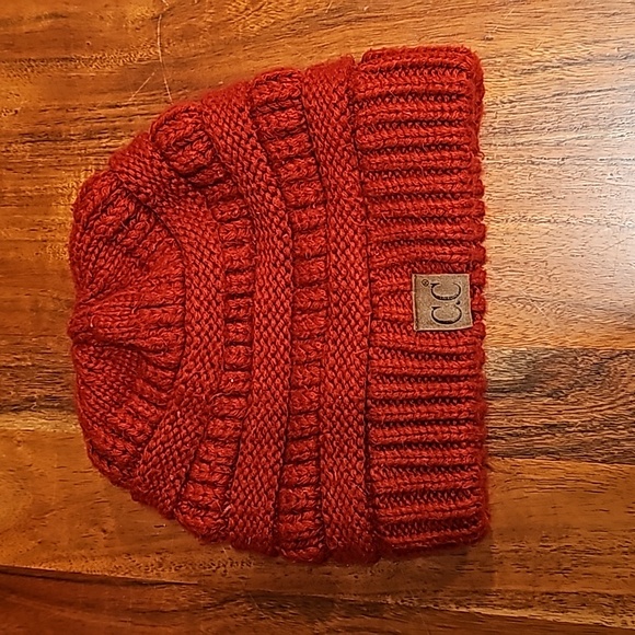 Lot of 4 Beanies - Picture 4 of 5